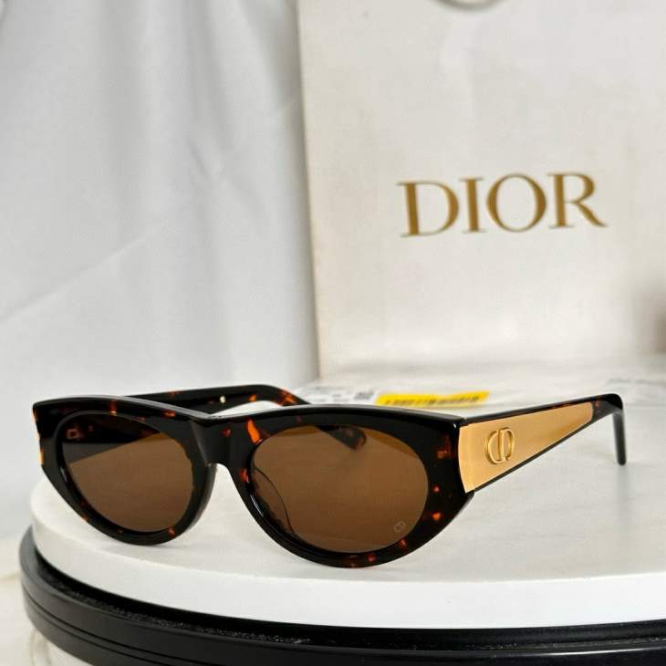 Picture of Dior Sunglasses _SKUfw75842817fw